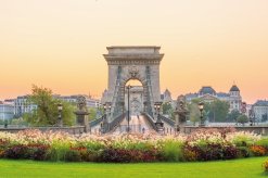 Kettenbrücke in Budapest © f11photo-stock.adobe.com