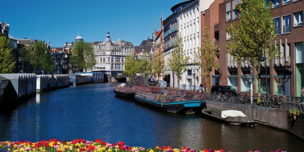 Amsterdam Holland Niederlande © Lsantilli -fotolia.de