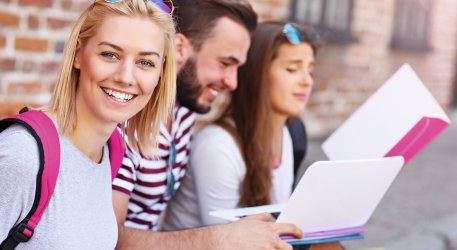 Gemeinsames Lernen © Kalim - stock.adobe.com